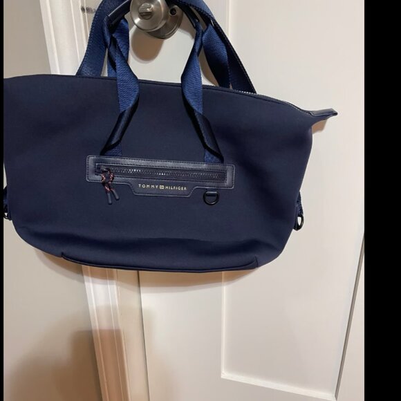 Tommy Hilfiger Blue Nylon Handbag - Picture 2 of 5